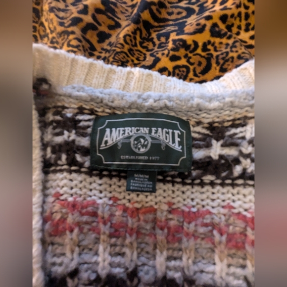 Super comfy American Eagle cardigan - Picture 3 of 3